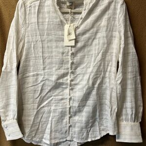 Good Hart medium cream blouse